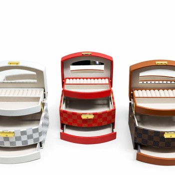 22x18 cm Makyaj Ve Takı Kutusu 