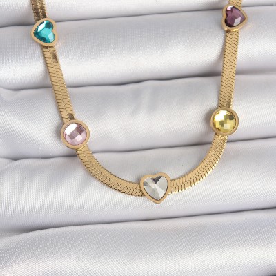 316L Çelik Gold Renk İtalyan Zincir Renkli Zirkon Taşlı Kalp Figür Kadın Kolye