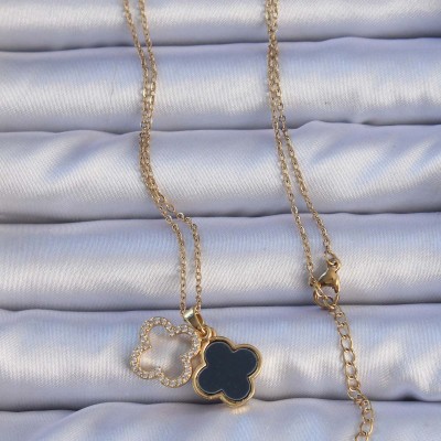 316L Çelik Gold Renk Siyah Mineli Zirkon Taşlı Yonca Figürlü Kolye