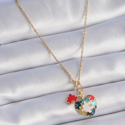 316L Çelik Gold Renk Yapboz Motif Kalp Figür Charm Model Kadın Kolye