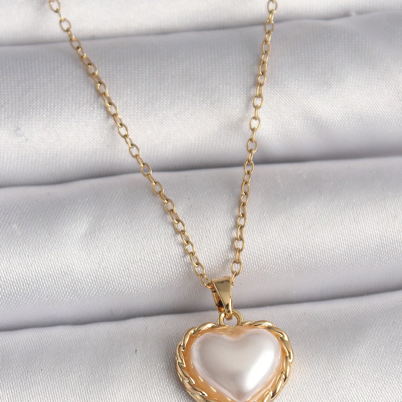 316L Çelik Gold Renk Zincir 3D İnci Kalp Model Kadın Kolye