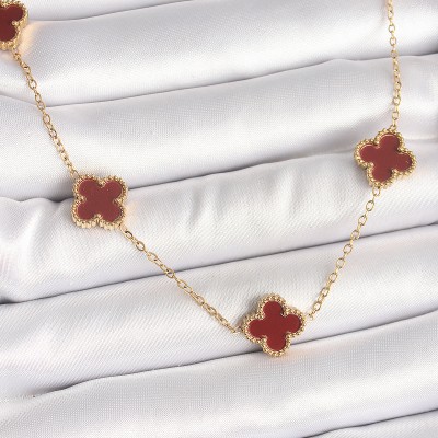316L Çelik Gold Renk Zincir Bordo Yonca Model Kadın Kolye