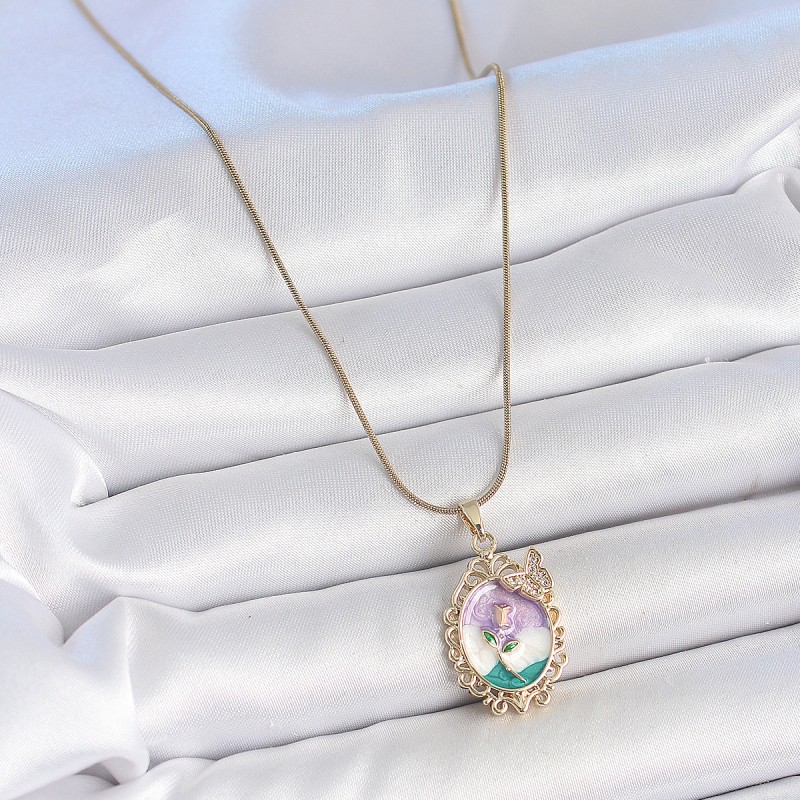 316L Çelik Gold Renk Zincir Mix Renk Mineli Çiçek İşlemeli Zirkon Taş Detaylı Portre Model Kadın Kolye