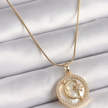 316L Çelik Gold Renk Zincir Zirkon Taş Detaylı Beyaz Sedefli Ay Yıldız Model Kadın Kolye