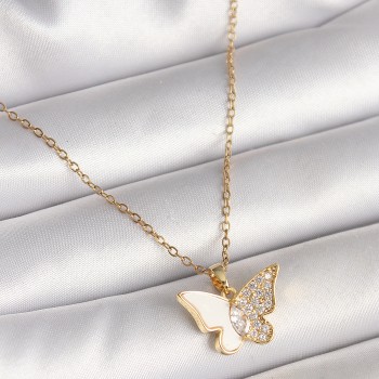316L Çelik Gold Renk Zincir Zirkon Taşlı Beyaz Mineli Kelebek Model Kadın Kolye