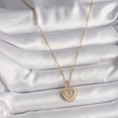 316L Çelik Gold Renk Zincir Zirkon Taşlı Kalp Model Kadın Kolye