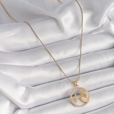 316L Çelik Gold Renk Zincir Zirkon Taşlı Yıldız İşleme Madalyon Model Kadın Kolye