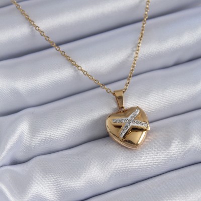 316L Çelik Gold Renk Zirkon Detay Kalp Model Kadın Kolye