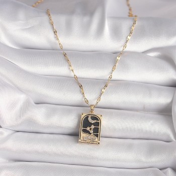 316L Çelik Gold Renk Zirkon Taşlı Ay Figürlü Tarot Model Kadın Kolye