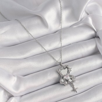 316L Çelik Gümüş Renk Ayna Ayıcık Model Zirkon Taşlı Kalp Detay Kadın Kolye