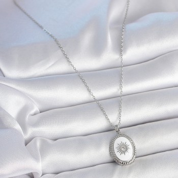 316L Çelik Gümüş Renk Beyaz Mineli Güneş İşlemeli Nazar Boncuk Detay Madalyon Model Kadın Kolye