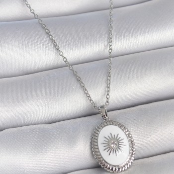 316L Çelik Gümüş Renk Beyaz Mineli Güneş İşlemeli Nazar Boncuk Detay Madalyon Model Kadın Kolye