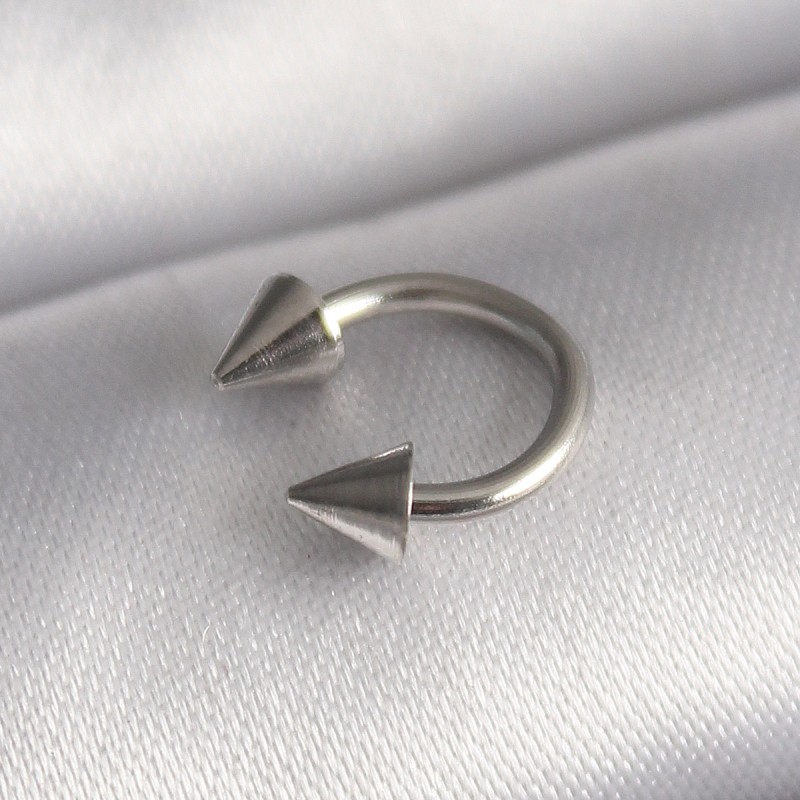 316L Çelik Gümüş Renk Halka Çivi Model Kadın Piercing