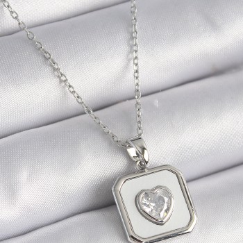 316L Çelik Gümüş Renk Kare Madalyon Kalp Zirkon Taş İşleme Kadın Kolye