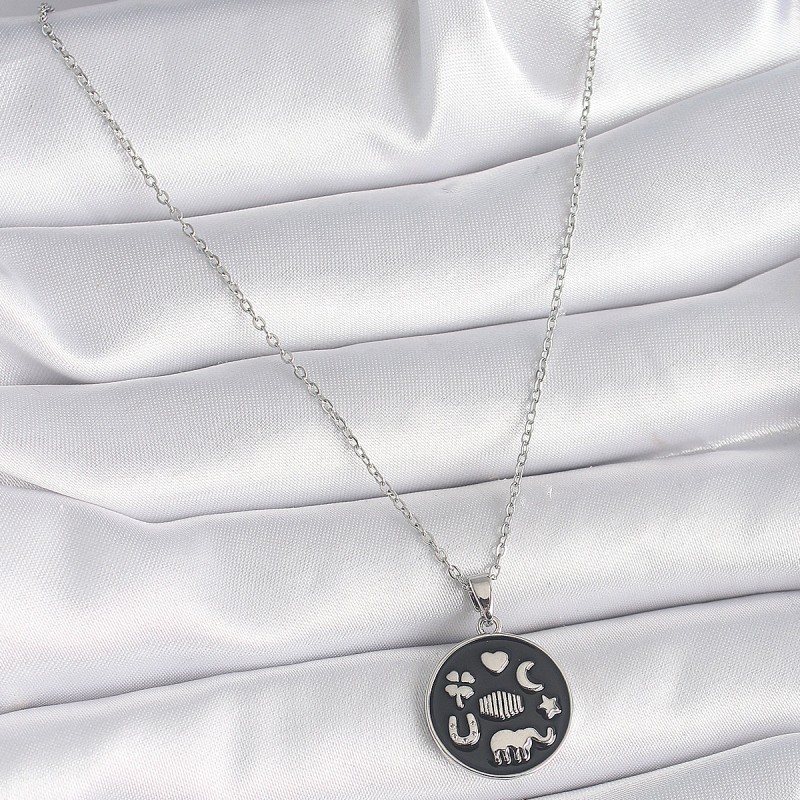 316L Çelik Gümüş Renk Siyah Renk Şans Kolyesi