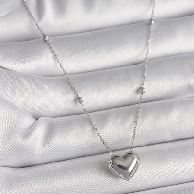 316L Çelik Gümüş Renk Topçuk Detay Zincir Kalp Model Kadın Kolye