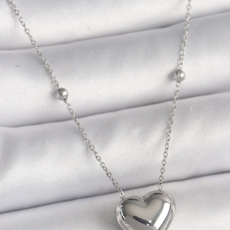 316L Çelik Gümüş Renk Topçuk Detay Zincir Kalp Model Kadın Kolye