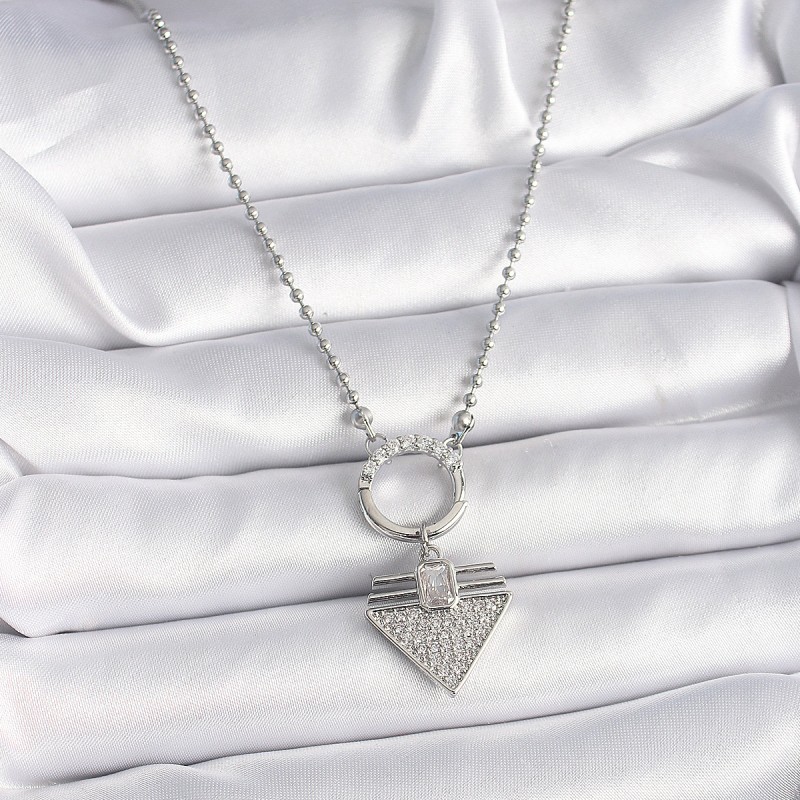 316L Çelik Gümüş Renk Topçuk Zincir Zirkon Taşlı Üçgen Model Kadın Kolye