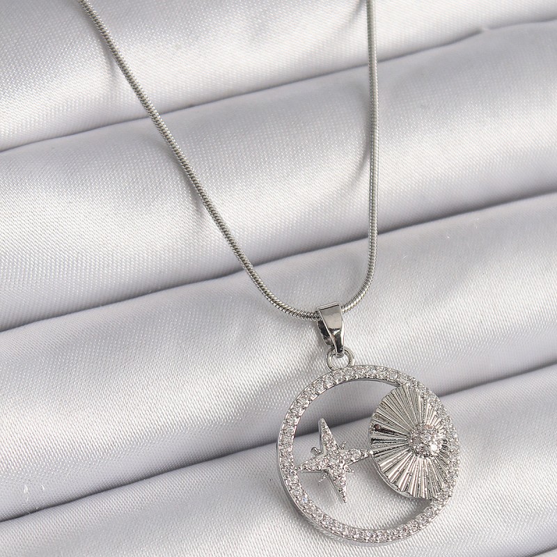 316L Çelik Gümüş Renk Zincir Zirkon Taşlı Yıldız Madalyon Model Kadın Kolye