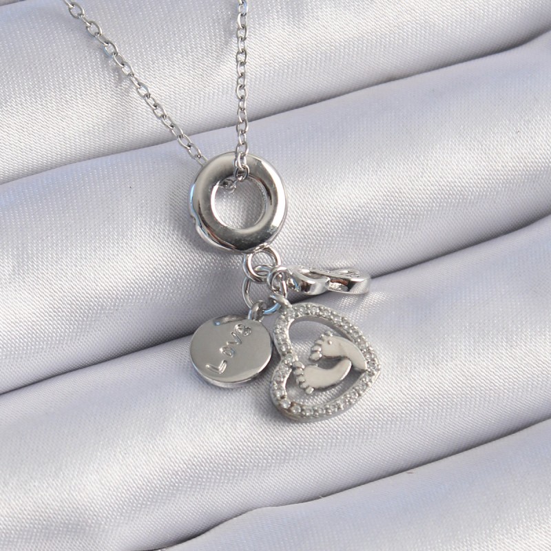 316L Çelik Gümüş Renk Zirkon Taş Detay Kalp Model Charm Kadın Kolye