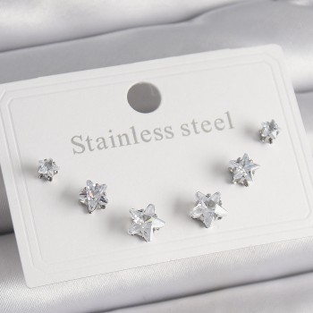 316L Çelik Gümüş Renk Zirkon Taşlı Yıldız Model Kadın Küpe Seti