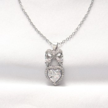 316L Çelik Silver Renk Zirkon Taşlı Kalpli Fiyonk Kolye