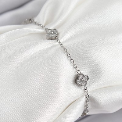 316L Çelik Yonca Model Gümüş Renk Kadın Bileklik