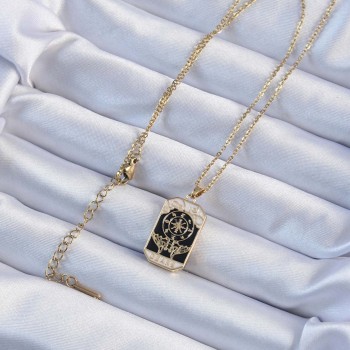 316L Çelik Zincir Altın Renk İşlemeli Siyah Mineli Tarot Kolye