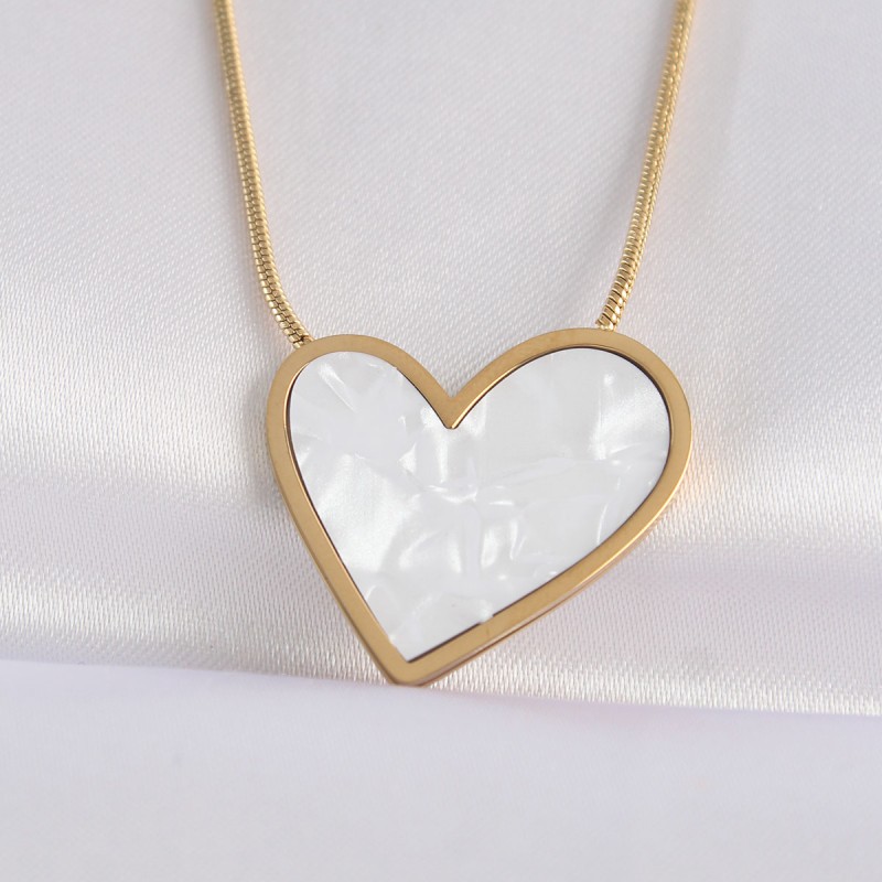 316L Çelik Zincir Altın Renk Mermer Desenli Kalp Kolye