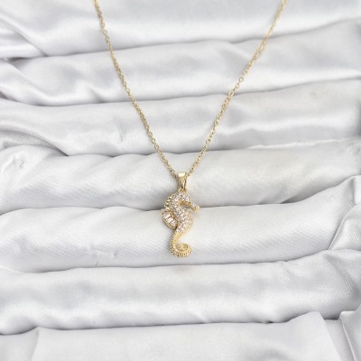 316L Çelik Zincir Gold Renk Deniz Atı Model Zirkon Taşlı Kadın Kolye