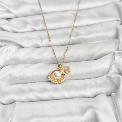 316L Çelik Zincir Gold Renk İncili Deniz Kabuğu Model Zirkon Taşlı Kadın Kolye
