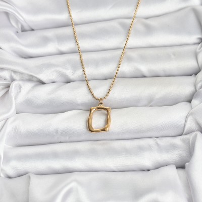 316L Çelik Zincir Gold Renk Model Kadın Kolye