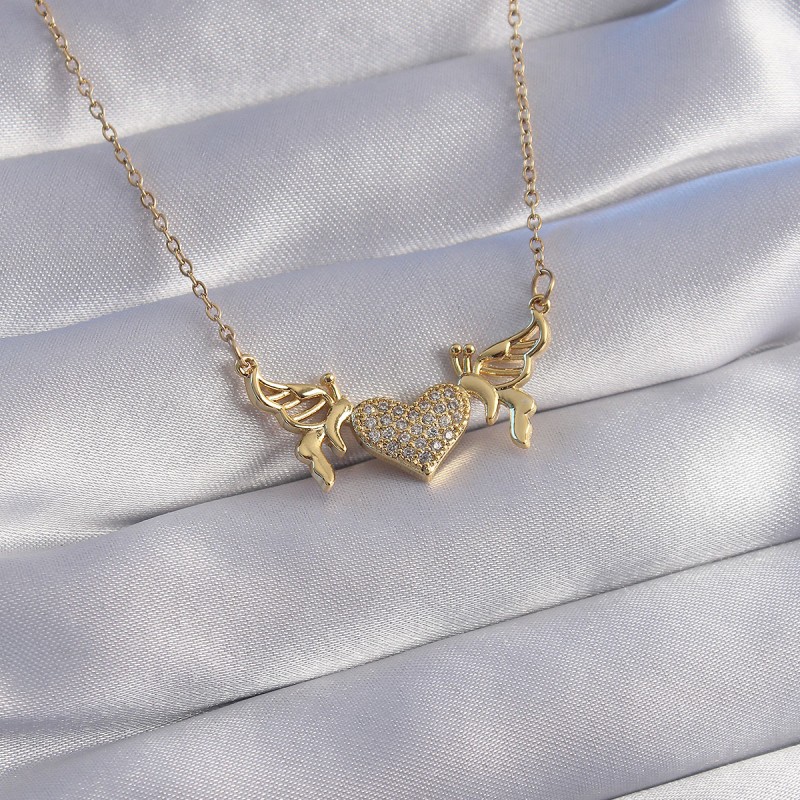 316L Çelik Zincir Gold Renk Zirkon Taşlı Kalp Model Kelebek Detay Kolye