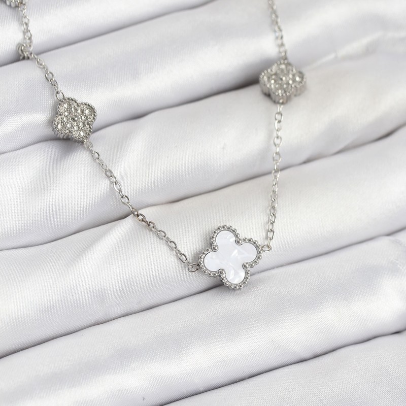 316L Çelik Zincir Gümüş Renk Beyaz ve Zirkon Taşlı Yonca Kadın Kolye