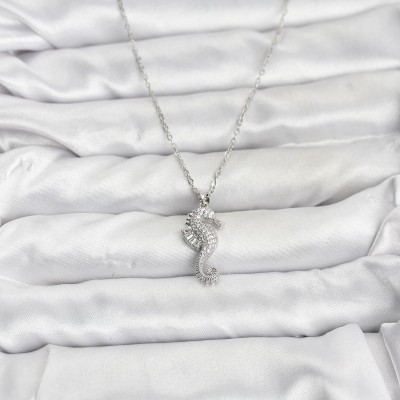 316L Çelik Zincir Gümüş Renk Deniz Atı Model Zirkon Taşlı Kadın Kolye