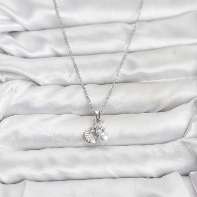 316L Çelik Zincir Gümüş Renk Deniz Kabuğu ve Deniz Yıldızı Model Zirkon Taşlı Kadın Kolye