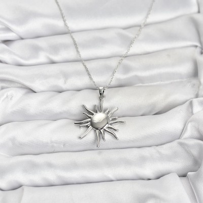 316L Çelik Zincir Gümüş Renk Güneş Model Kadın Kolye