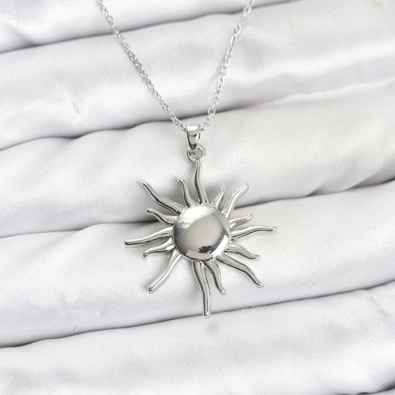 316L Çelik Zincir Gümüş Renk Güneş Model Kadın Kolye