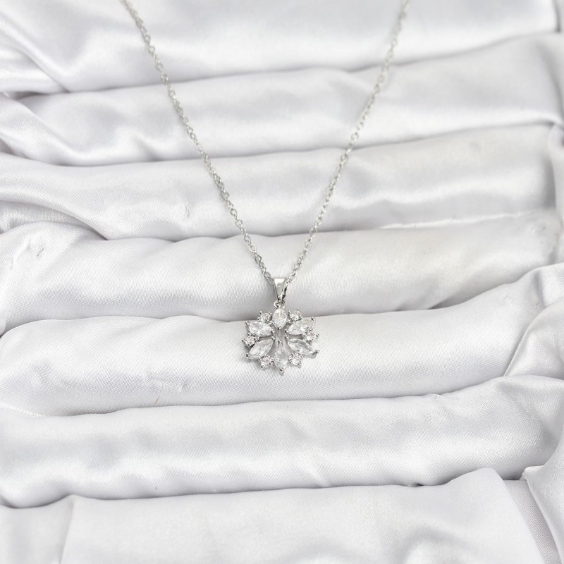 316L Çelik Zincir Gümüş Renk Lotus Model Zirkon Taşlı Kadın Kolye