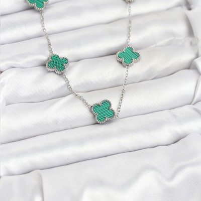 316L Çelik Zincir Gümüş Renk Yeşil Yonca Kadın Kolye