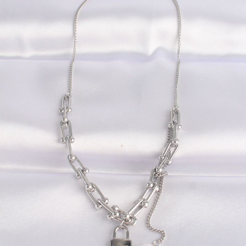 316L Çelik Zincir Gümüş Renk Zincirli Love Yazılı Kilit Kolye