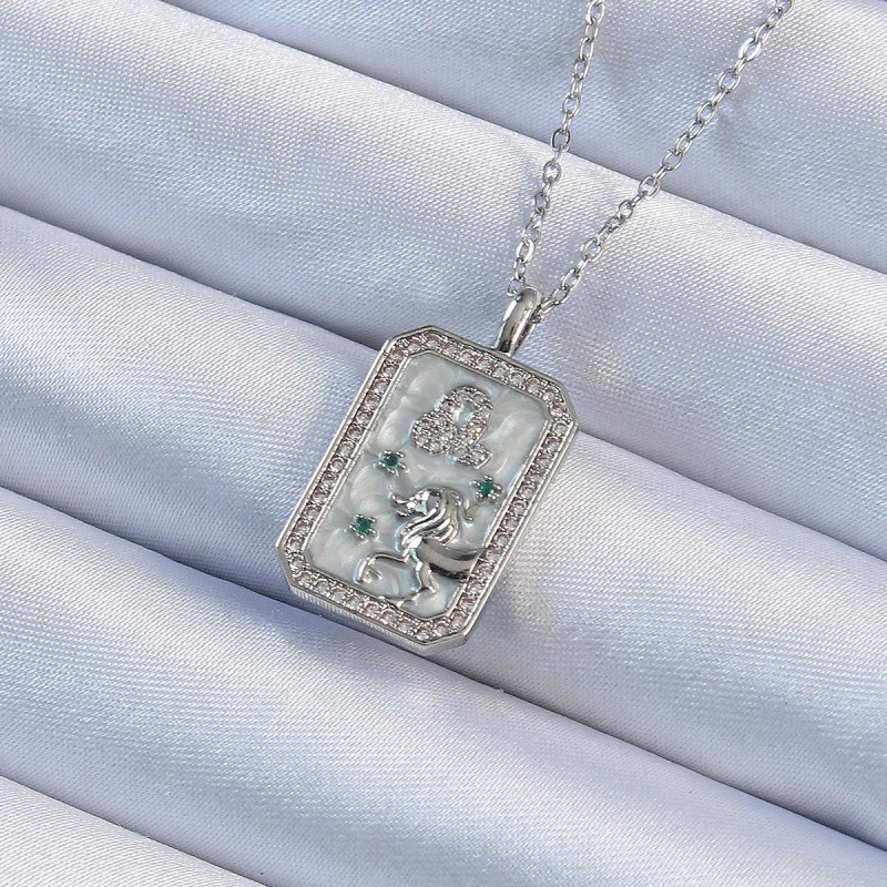 316L Çelik Zincir Gümüş Renk Zirkon Taşlı Aslan Figürlü Tarot Kolye