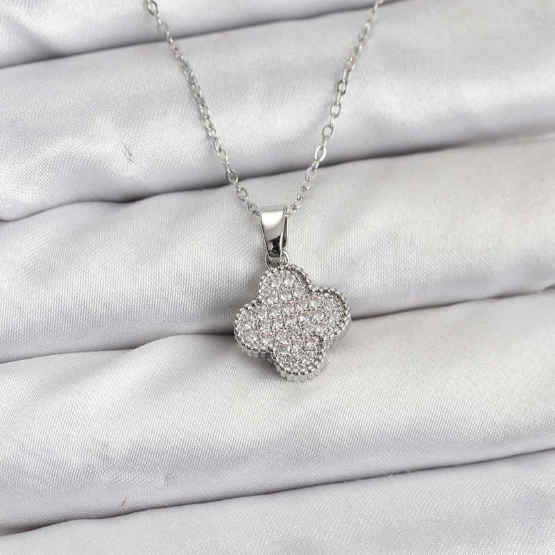 316L Çelik Zincir Gümüş Renk Zirkon Taşlı Yonca Model Kadın Kolye