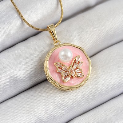 316L Çelik Zincir Zirkon Taşlı Pembe Sanatsal Portre İnci Detaylı Kelebek Model Gold Renk Kadın Kolye