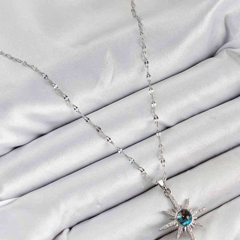 316L Çelik Zirkon Taşlı Kutup Yıldızı Model Gümüş Renk Kadın Kolye