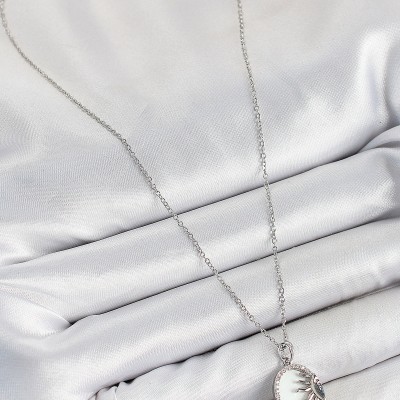 316L Çelik Zirkon Taşlı Yarım Güneş Model Gümüş Renk Kadın Kolye