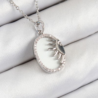 316L Çelik Zirkon Taşlı Yarım Güneş Model Gümüş Renk Kadın Kolye