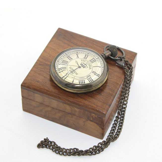 Ahşap Kutulu Pirinç Köstekli Saat Model 10