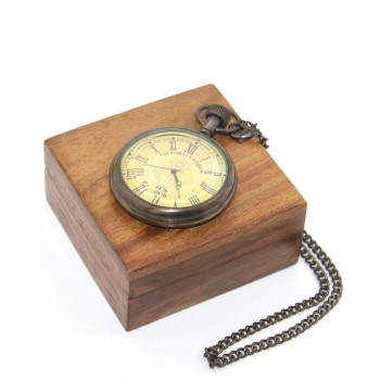 Ahşap Kutulu Pirinç Köstekli Saat Model 2