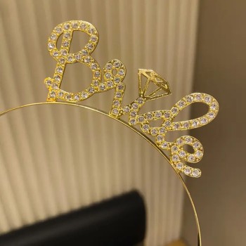 Altın Renkli Taşlı “Bride” Gelin Tacı